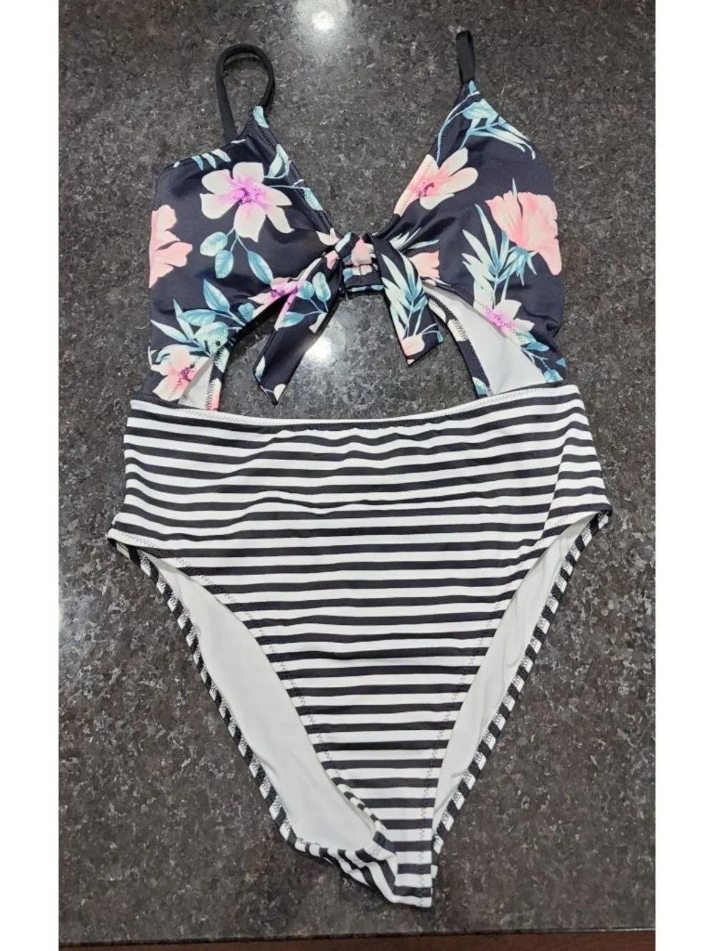 New. PINK Victoria's Secret Tropical Cutout 1 Piece Women's Swim suit size Small